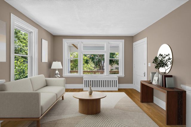 757 Laurel Avenue, Saint Paul, MN 55104