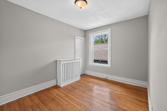 757 Laurel Avenue, Saint Paul, MN 55104