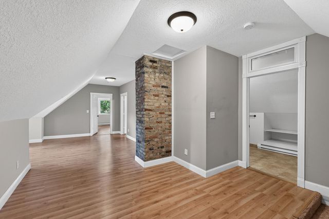757 Laurel Avenue, Saint Paul, MN 55104