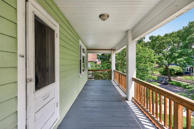 757 Laurel Avenue, Saint Paul, MN 55104