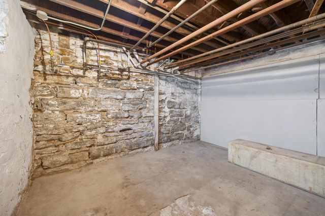 757 Laurel Avenue, Saint Paul, MN 55104