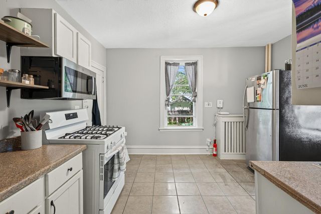 757 Laurel Avenue, Saint Paul, MN 55104