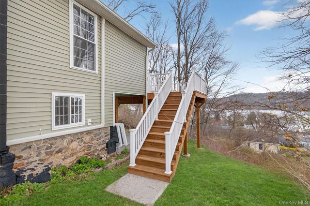 13 Ripley Road, Patterson, NY 12563