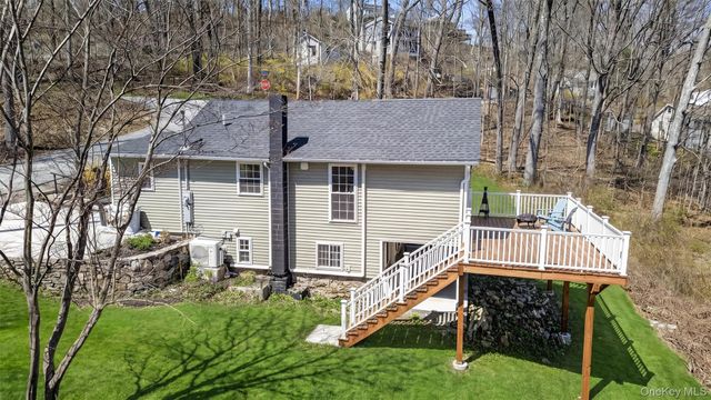13 Ripley Road, Patterson, NY 12563