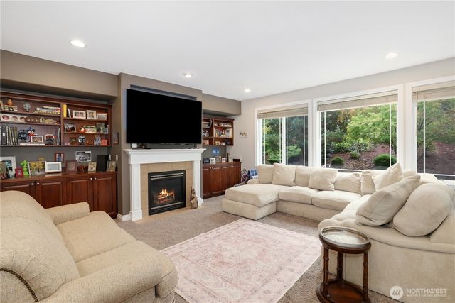 3974 Cameron Drive NE, Lacey, WA 98516