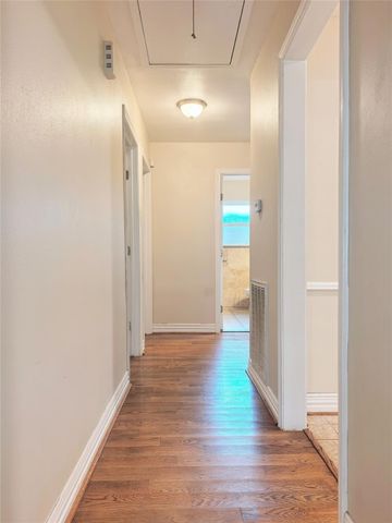 5118 Lymbar Drive, Houston, TX 77096