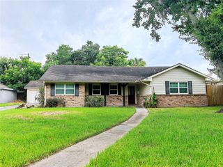 5118 Lymbar Drive, Houston, TX 77096