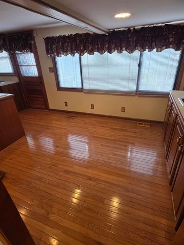 2909 6th Avenue, Huntington, WV 25702