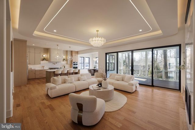 913 SYMPHONY CIR SW, Vienna, VA 22180