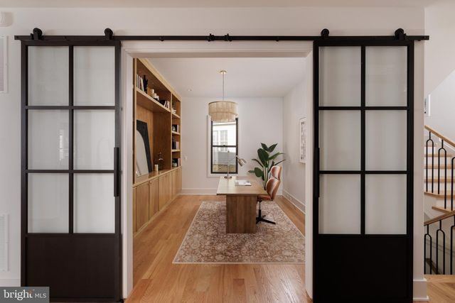 913 SYMPHONY CIR SW, Vienna, VA 22180