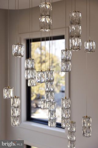 913 SYMPHONY CIR SW, Vienna, VA 22180