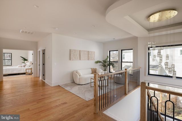 913 SYMPHONY CIR SW, Vienna, VA 22180