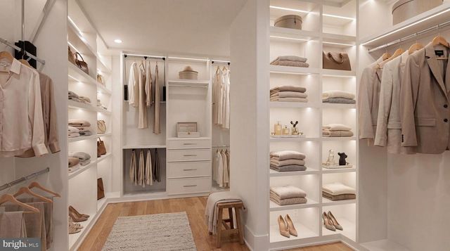 913 SYMPHONY CIR SW, Vienna, VA 22180