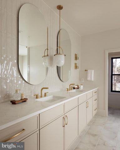 913 SYMPHONY CIR SW, Vienna, VA 22180