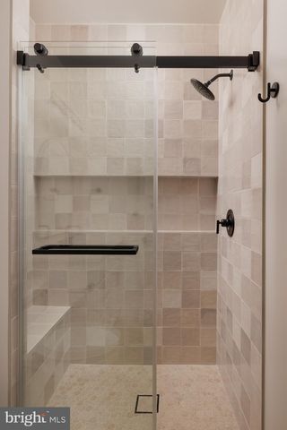 913 SYMPHONY CIR SW, Vienna, VA 22180