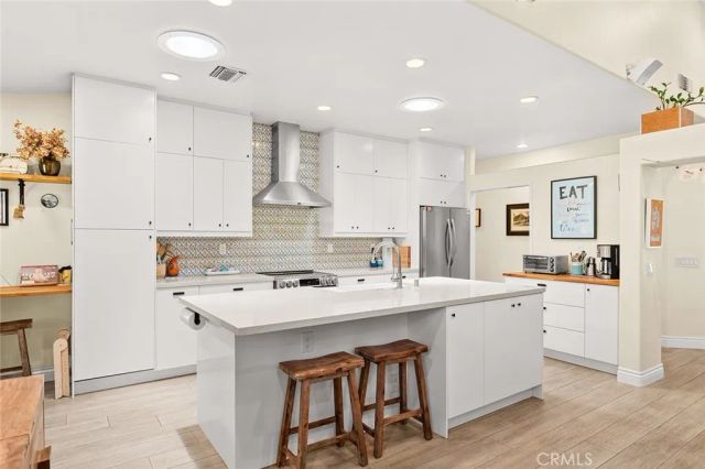 3050 S Arcadian Shores, Ontario, CA 91761