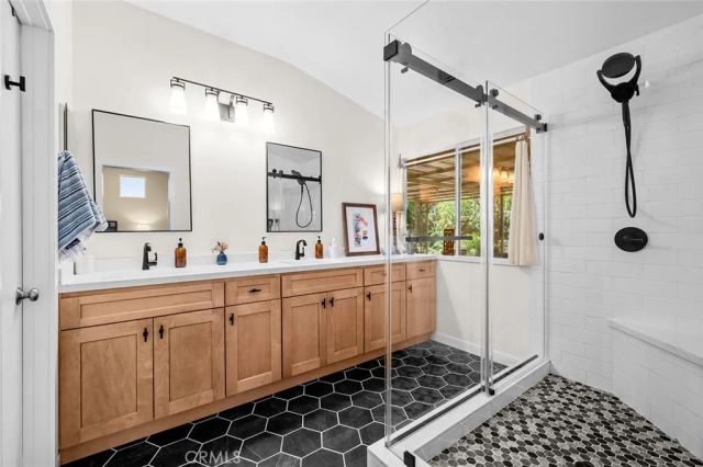 3050 S Arcadian Shores, Ontario, CA 91761