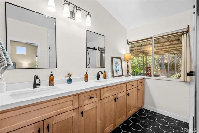 3050 S Arcadian Shores, Ontario, CA 91761