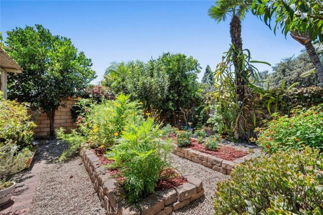 3050 S Arcadian Shores, Ontario, CA 91761