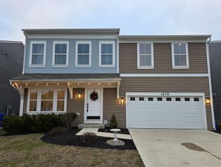 4878 Amber Crossing Drive, Columbus, OH 43232