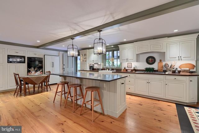 17 MARTIN LN, Strasburg, PA 17579
