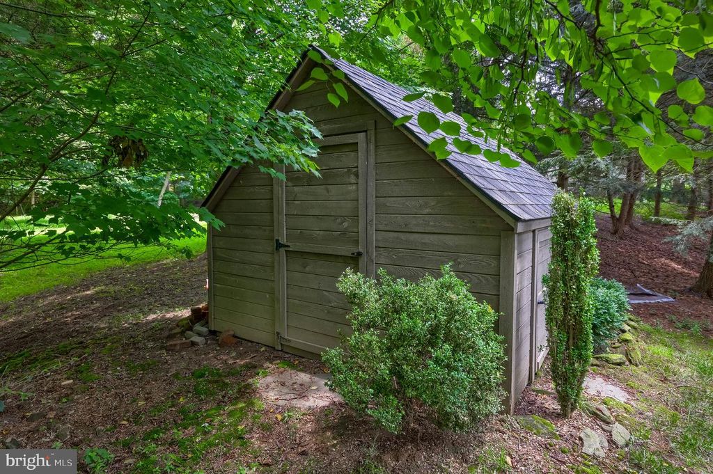 17 MARTIN LN, Strasburg, PA 17579