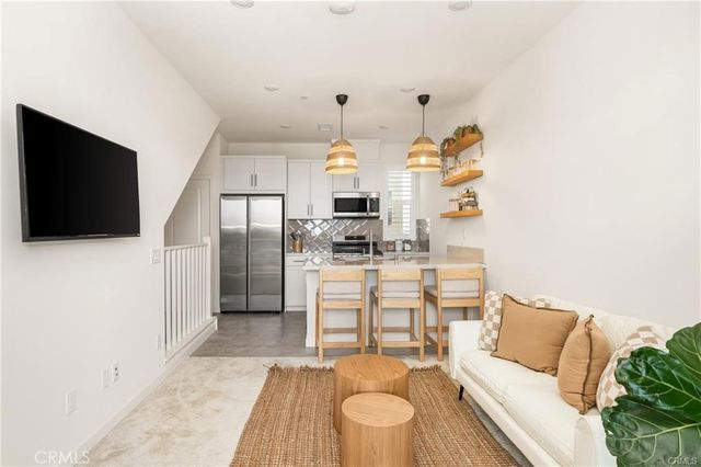 1590 E Hermosa 3, Placentia, CA 92870