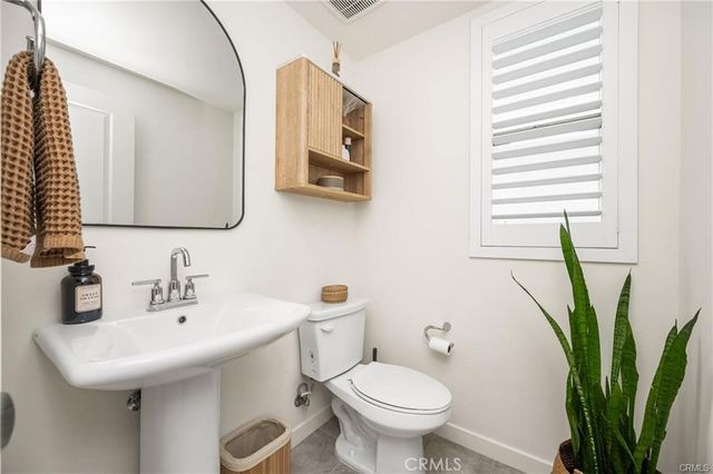 1590 E Hermosa 3, Placentia, CA 92870