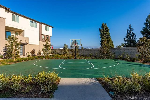 1590 E Hermosa 3, Placentia, CA 92870