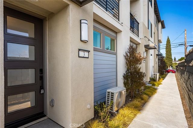 1590 E Hermosa 3, Placentia, CA 92870