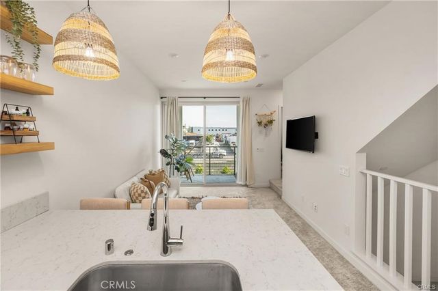 1590 E Hermosa 3, Placentia, CA 92870