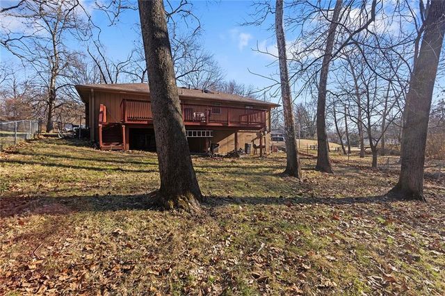 2706 Maple Avenue, Leavenworth, KS 66048