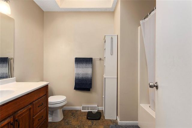 2706 Maple Avenue, Leavenworth, KS 66048