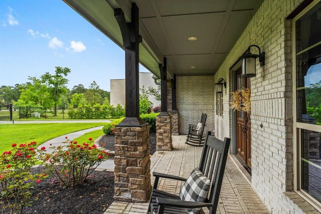 5006 Newport Court, Spring, TX 77386
