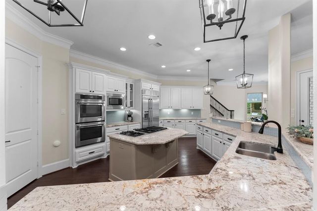 5006 Newport Court, Spring, TX 77386