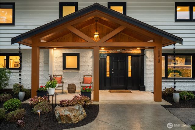 15018 152nd Avenue NE, Woodinville, WA 98072