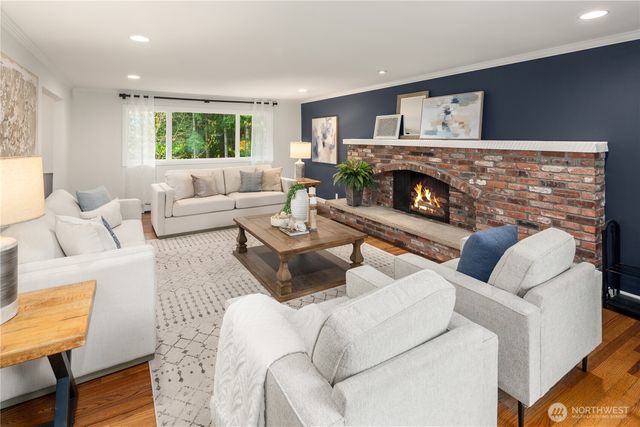 15018 152nd Avenue NE, Woodinville, WA 98072