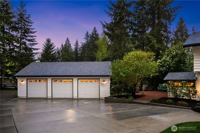 15018 152nd Avenue NE, Woodinville, WA 98072