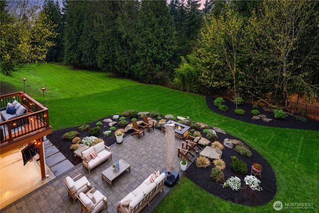 15018 152nd Avenue NE, Woodinville, WA 98072