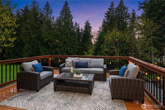 15018 152nd Avenue NE, Woodinville, WA 98072