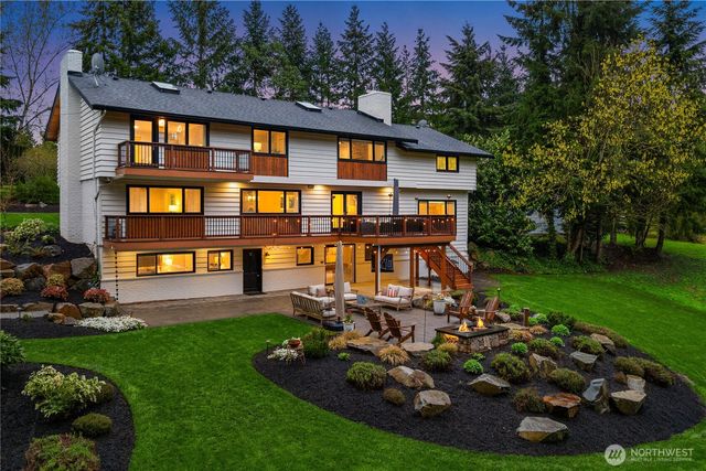 15018 152nd Avenue NE, Woodinville, WA 98072