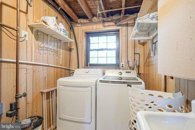 208 FAGAN CIR, Williamstown, NJ 08094