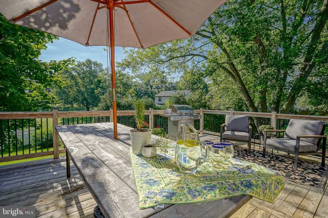208 FAGAN CIR, Williamstown, NJ 08094