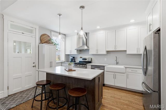 4025 Wyoming Street, St Louis, MO 63116