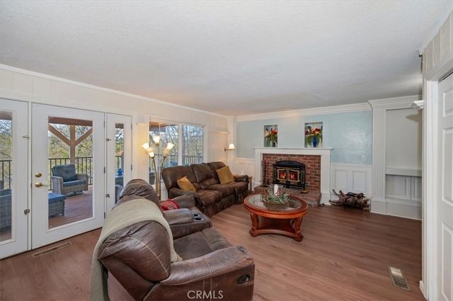 28669 Teton Lane, Lake Arrowhead, CA 92352