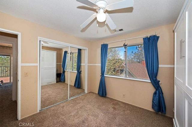 28669 Teton Lane, Lake Arrowhead, CA 92352