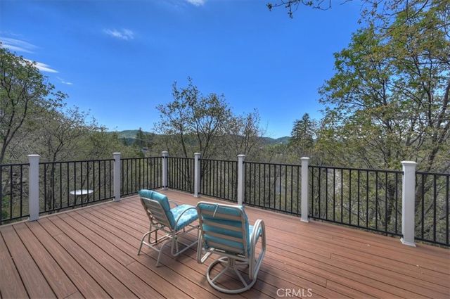 28669 Teton Lane, Lake Arrowhead, CA 92352