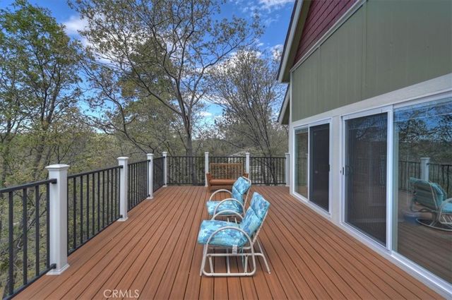 28669 Teton Lane, Lake Arrowhead, CA 92352