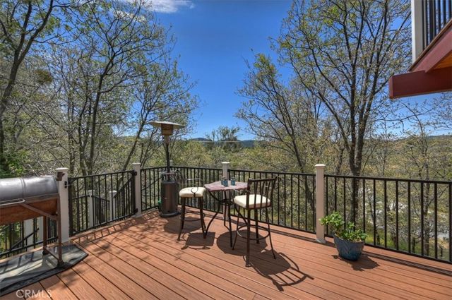28669 Teton Lane, Lake Arrowhead, CA 92352