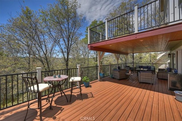 28669 Teton Lane, Lake Arrowhead, CA 92352